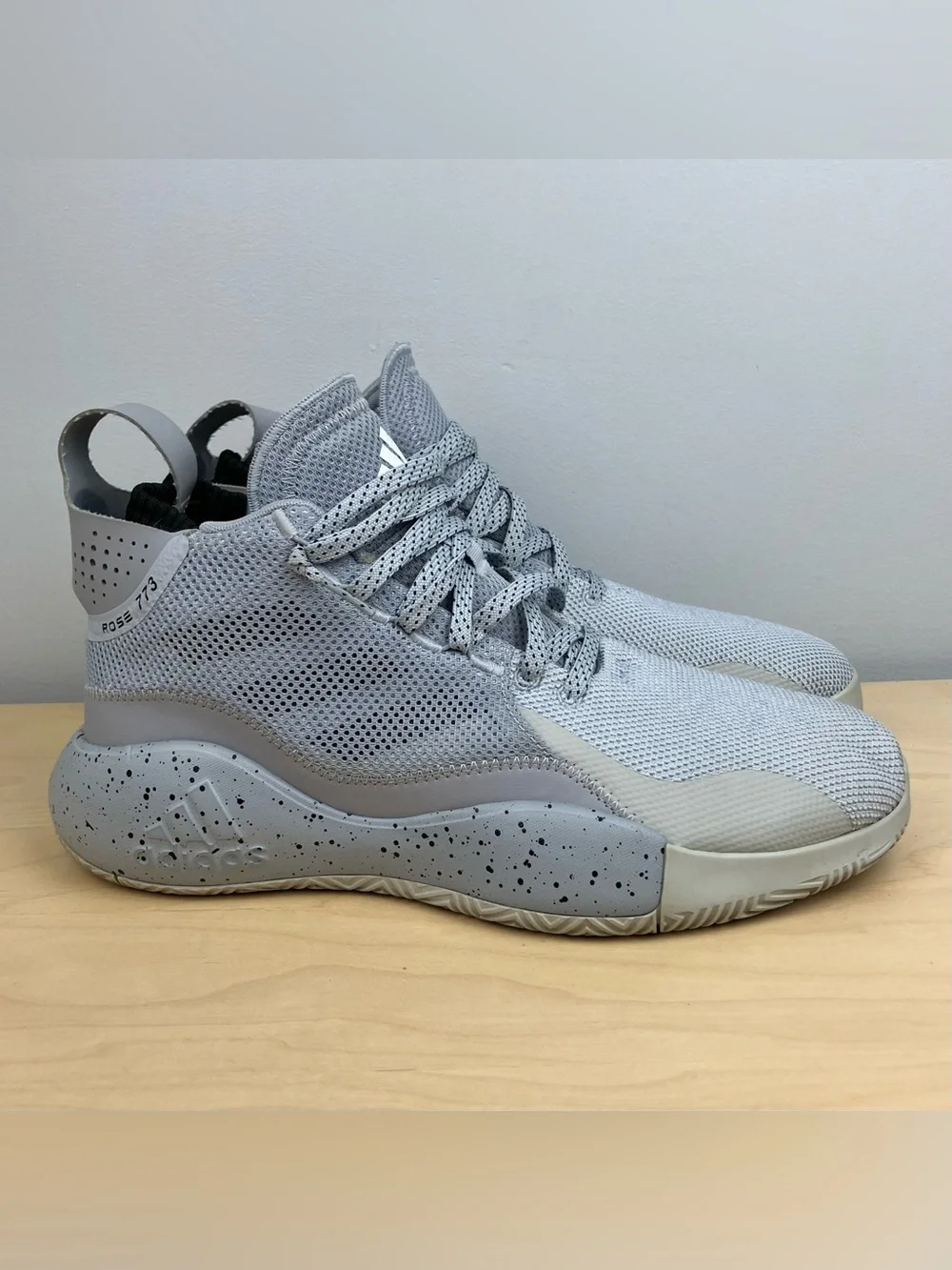 Adidas Men’s Size 12.0 D Rose 773 2020 Halo Silver Athletic Basketball Shoes